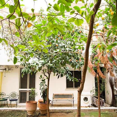Quiet And Central Flat With Private Backyard Garden Atena Exterior foto
