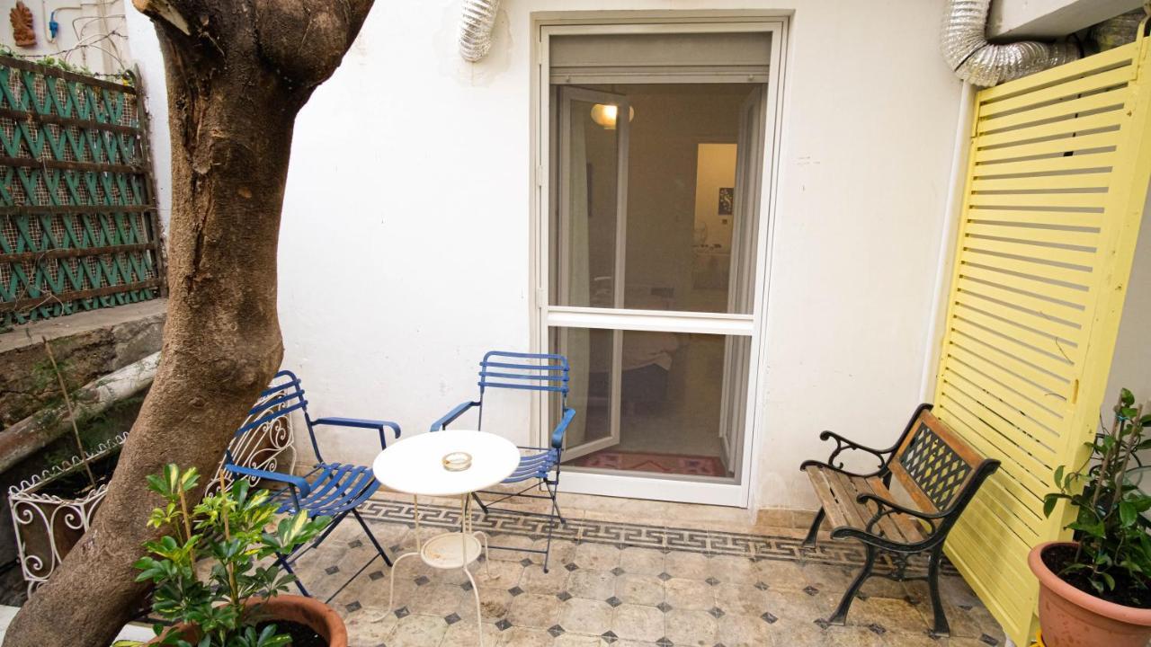 Quiet And Central Flat With Private Backyard Garden Atena Exterior foto